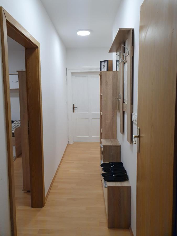 Railway Station City Modern Apartment มาริบอร์ ภายนอก รูปภาพ